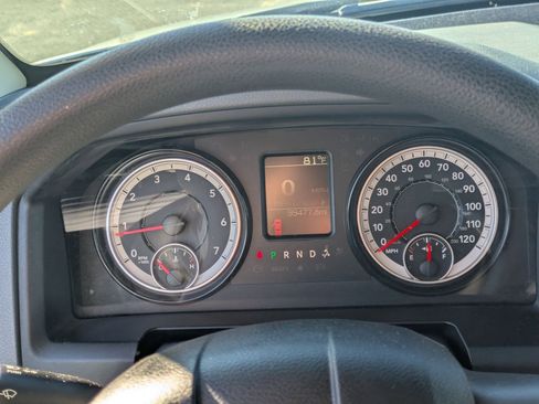 Used 2017 RAM 1500 Express image 17