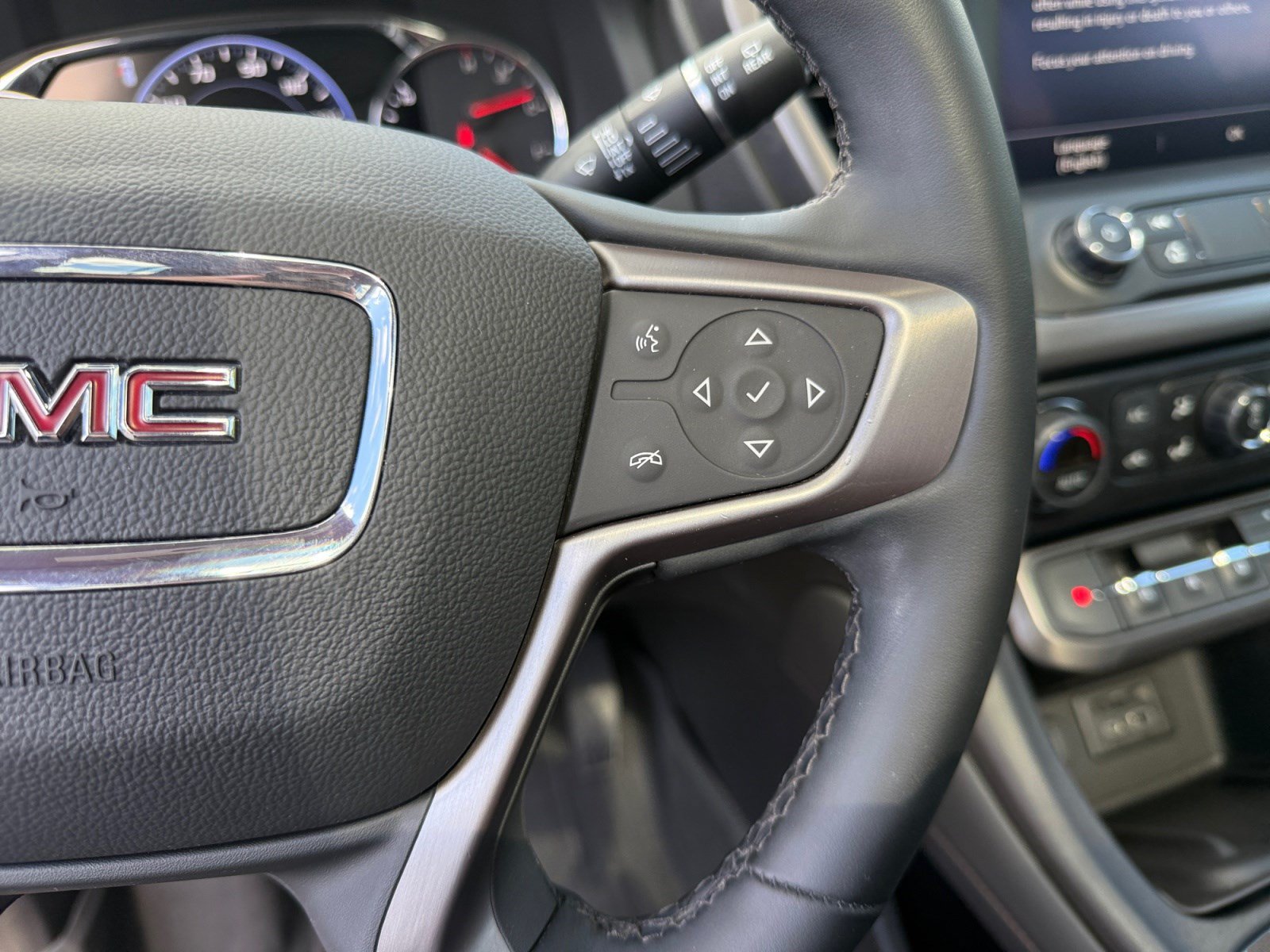Used 2023 GMC Acadia AT4 w/ Technology Package AWD/4WD image 25
