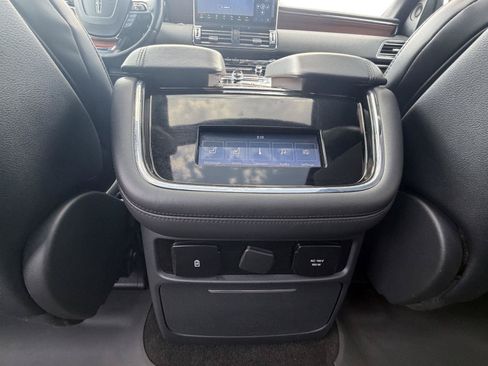 Used 2024 Lincoln Navigator Reserve AWD/4WD image 26