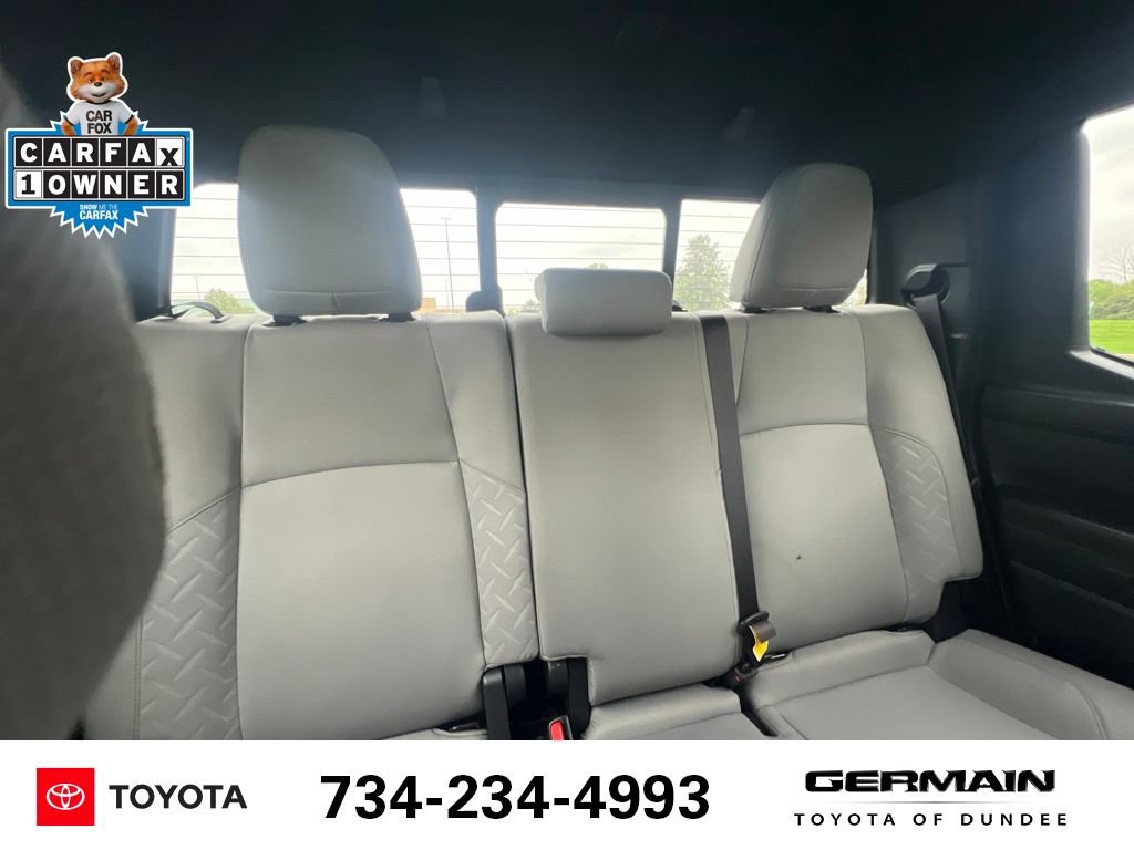 Used 2025 Toyota Tacoma SR5 AWD/4WD image 21