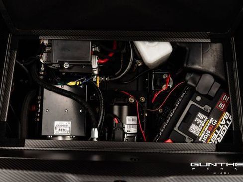 Used 1995 Porsche 911 Carrera RWD image 13