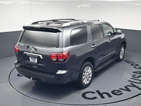 Used 2020 Toyota Sequoia Platinum image 34