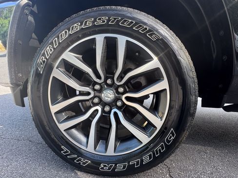 Used 2025 RAM 1500 Limited w/ Trailer Tow Group AWD/4WD image 14