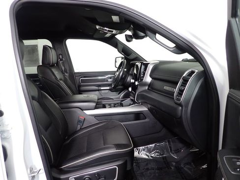 Used 2022 RAM 1500 Laramie w/ Sport Appearance Package AWD/4WD image 40