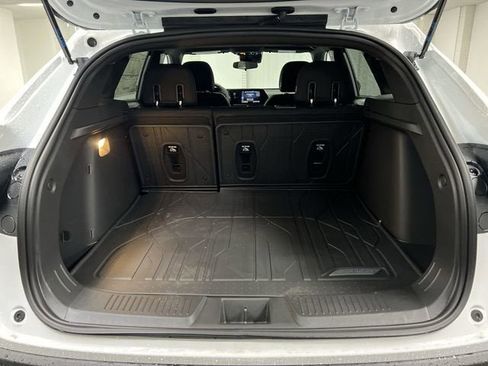 New 2026 Chevrolet Trax RS FWD image 23