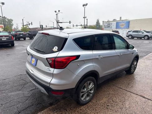 Used 2019 Ford Escape SE w/ Ford Safe & Smart Package AWD/4WD image 10