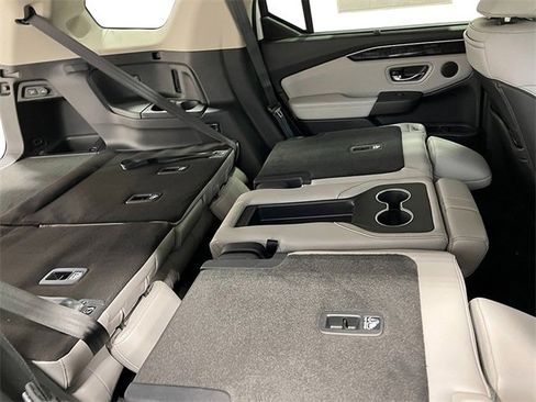 New 2025 Honda Pilot Elite image 39