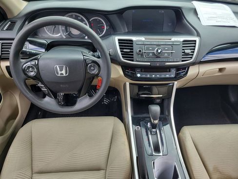 Used 2016 Honda Accord LX image 10