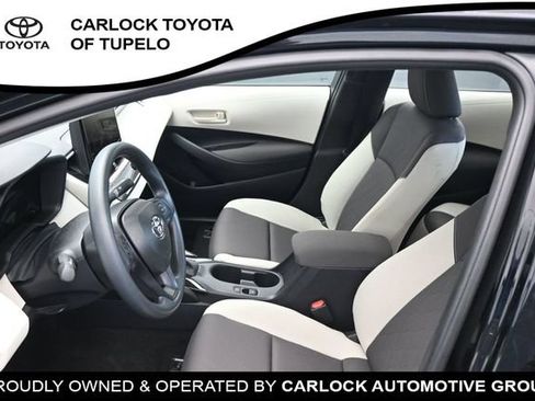 Used 2026 Toyota Corolla LE FWD image 11