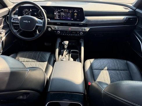 Used 2024 Kia Telluride AWD image 9