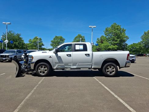 Used 2024 RAM 2500 Big Horn AWD/4WD image 14