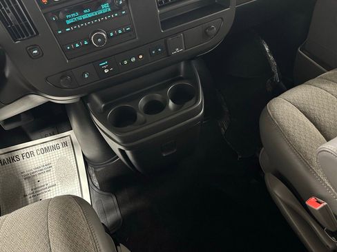 Used 2025 Chevrolet Express 3500 LT w/ LT Preferred Equipment Group image 28