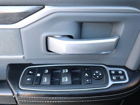 Used 2023 RAM 2500 Big Horn w/ Level 1 Equipment Group image 41