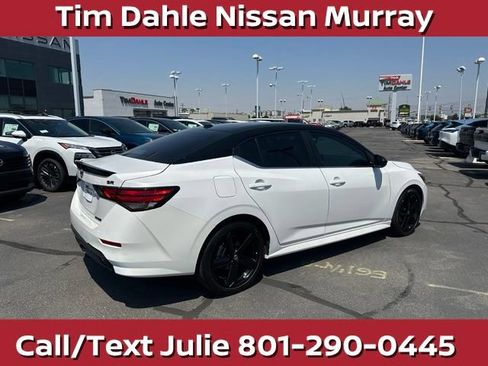 Used 2023 Nissan Sentra SR w/ Midnight Edition Package FWD image 12