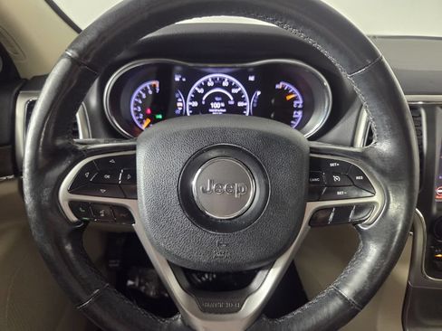 Used 2018 Jeep Grand Cherokee Limited RWD image 15