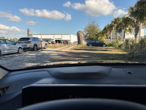 Used 2025 Kia K4 LXS image 35