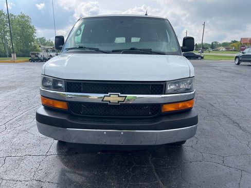 Used 2015 Chevrolet Express 3500 LT w/ LT Preferred Equipment Group RWD image 12