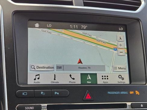 Used 2017 Ford Explorer Platinum image 8