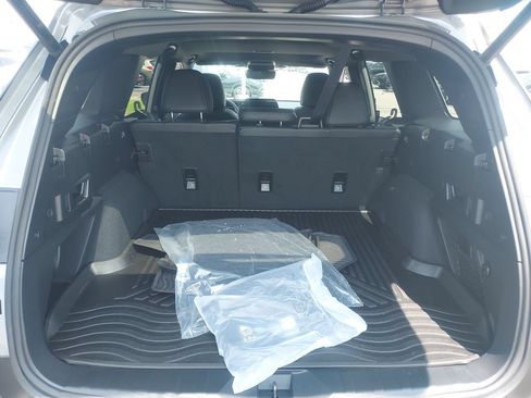 Used 2026 Subaru Outback Premium AWD/4WD image 35
