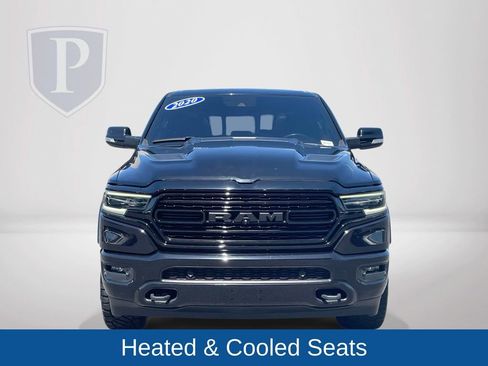 Used 2020 RAM 1500 Limited w/ Black Appearance Package AWD/4WD image 3