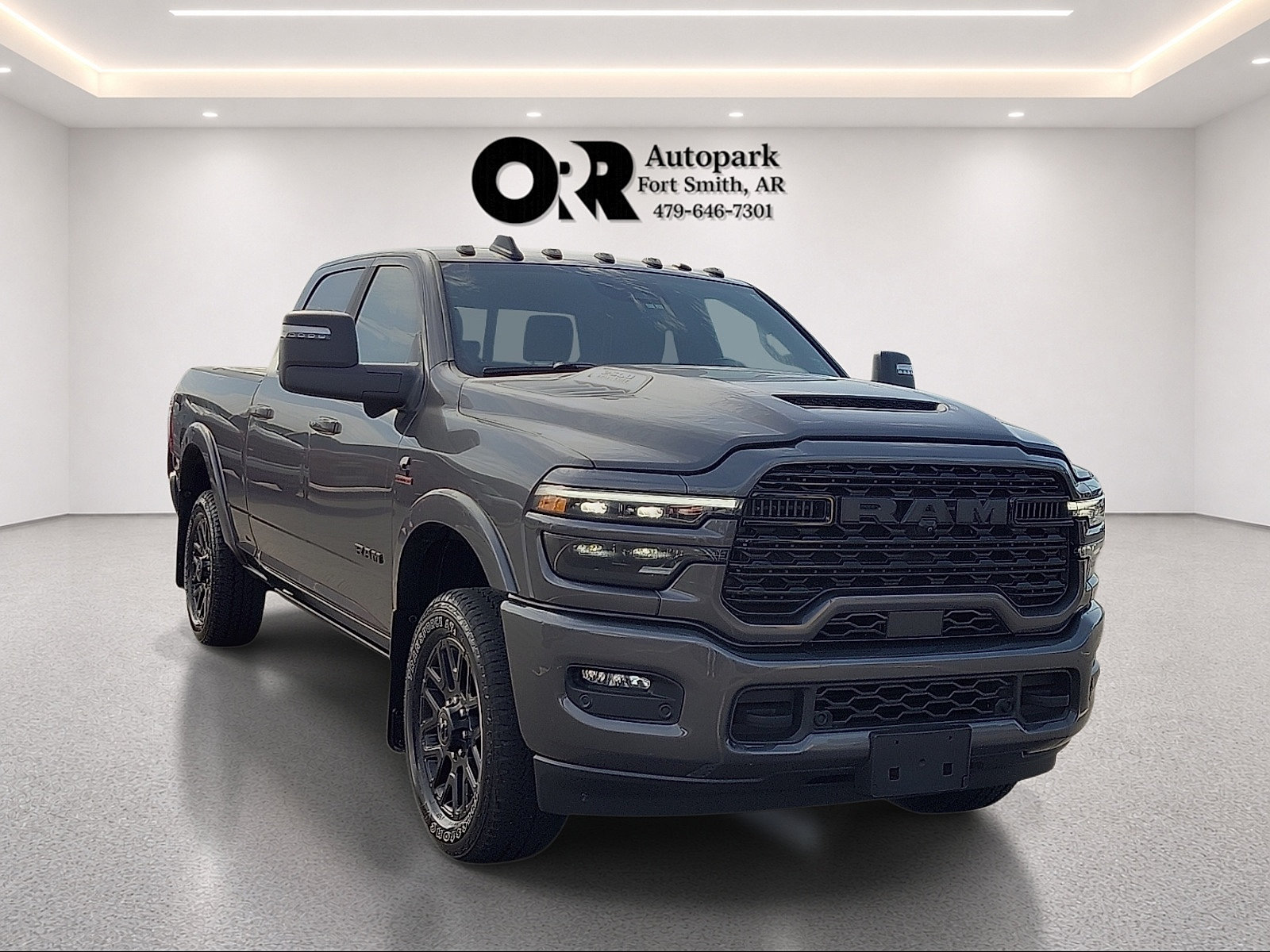 Used 2025 RAM 2500 Limited AWD/4WD image 1