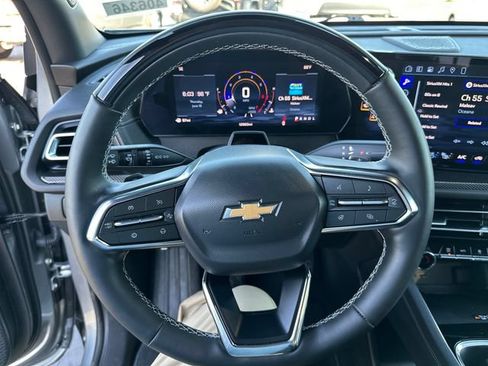 Certified 2026 Chevrolet Traverse High Country FWD image 15