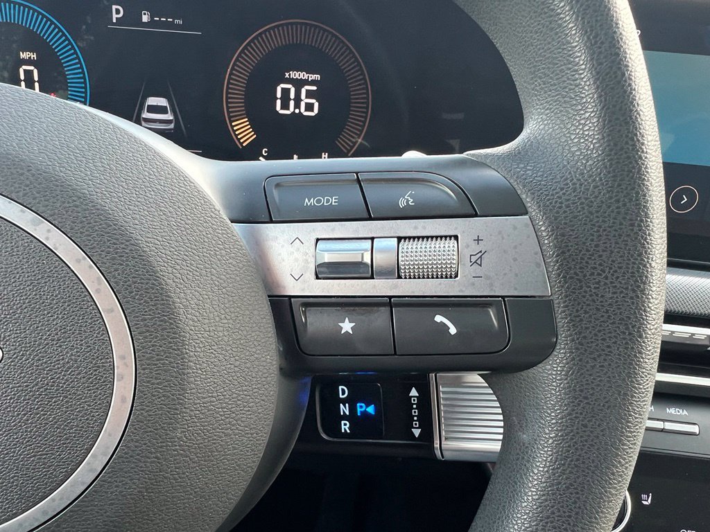 Used 2025 Hyundai Sonata SEL FWD image 18