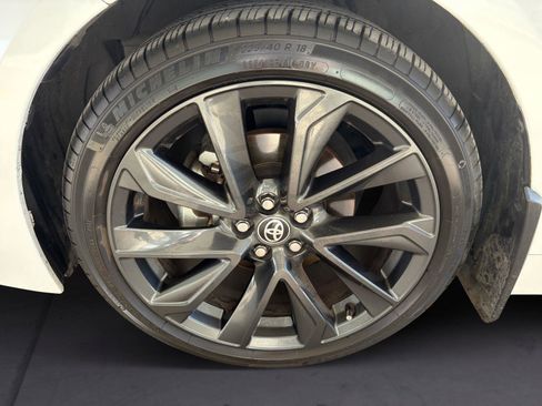 Used 2024 Toyota Corolla SE w/ SE Premium Package image 14