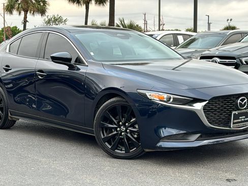 Used 2025 MAZDA MAZDA3 s image 2