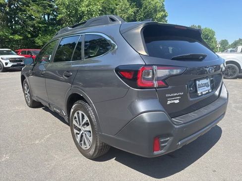 Used 2020 Subaru Outback Premium AWD/4WD image 3