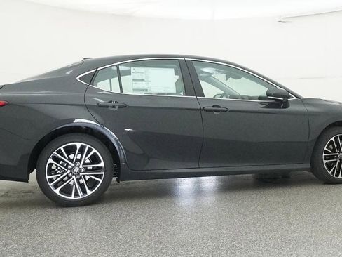 New 2026 Toyota Camry XLE AWD/4WD image 4