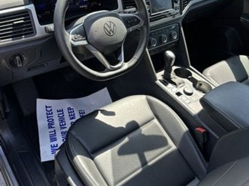 Used 2022 Volkswagen Atlas SE image 14