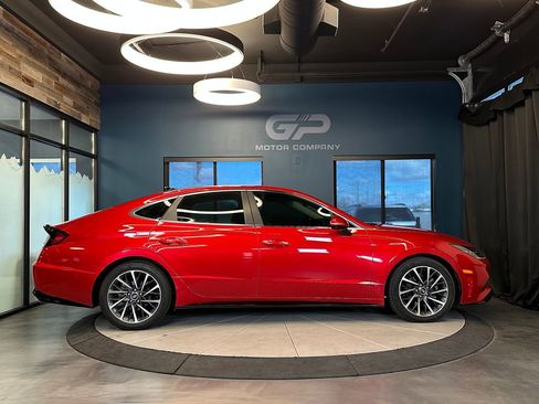 Used 2021 Hyundai Sonata Limited image 2