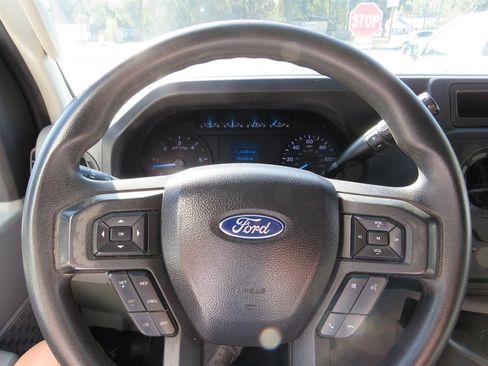 Used 2021 Ford E-350 and Econoline 350 Super Duty w/ Power Windows & Locks Group image 5