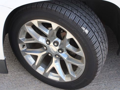 Used 2020 Chevrolet Tahoe Premier AWD/4WD image 21