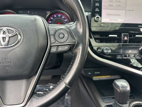 Used 2021 Toyota Camry XSE image 17