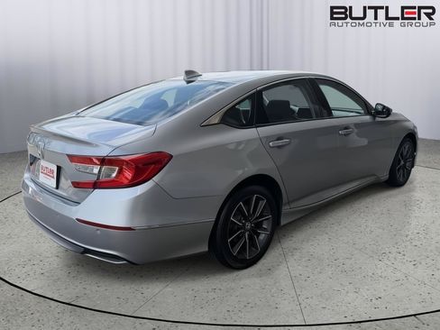 Used 2021 Honda Accord EX-L image 6