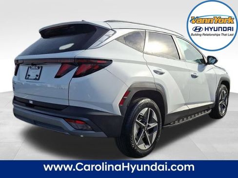 New 2026 Hyundai Tucson SEL image 4