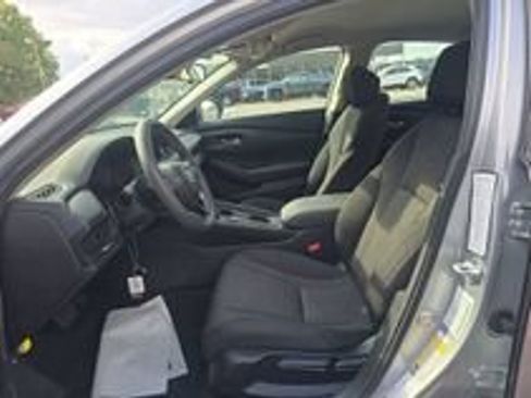 Used 2025 Honda Accord LX image 24