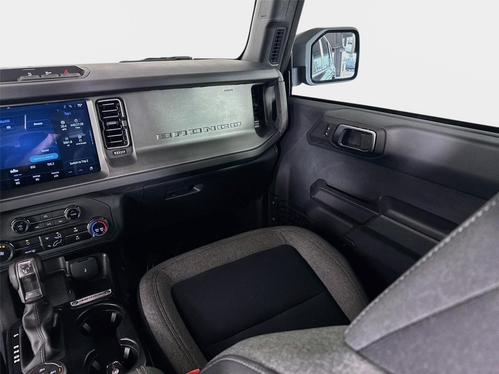Used 2025 Ford Bronco 4-Door AWD/4WD image 22