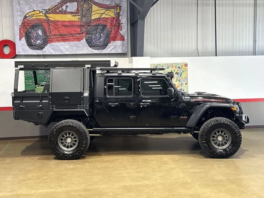 Used 2023 Jeep Gladiator Rubicon w/ Cold Weather Group AWD/4WD image 33