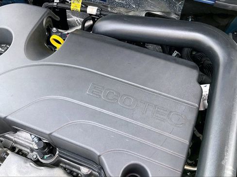 Used 2025 Chevrolet Equinox LT FWD image 33