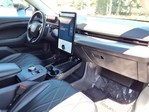 Used 2023 Ford Mustang Mach-E Select RWD image 11