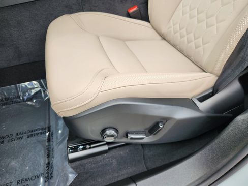 Used 2026 Volvo XC60 B5 Core w/ Climate Package AWD/4WD image 16