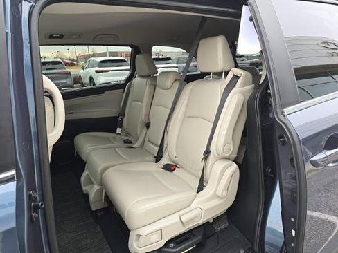 Used 2025 Honda Odyssey EX-L image 16