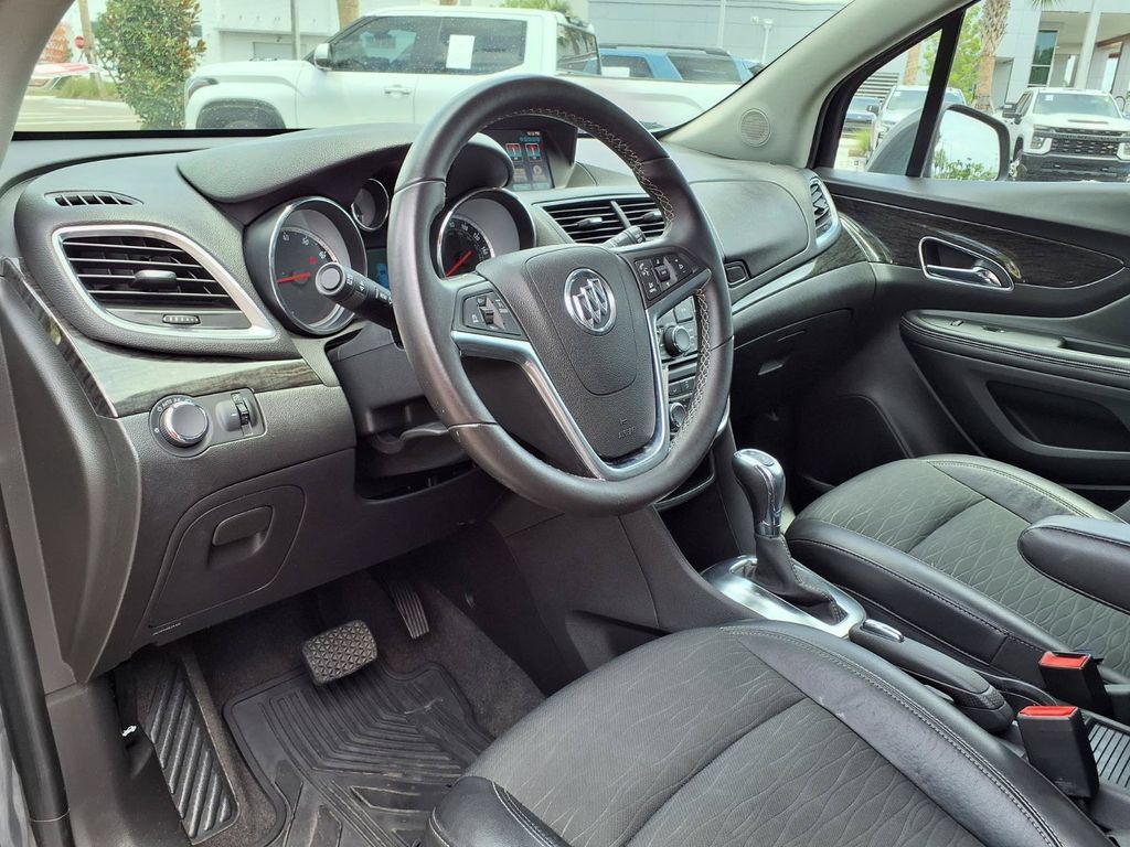 Used 2016 Buick Encore FWD image 18