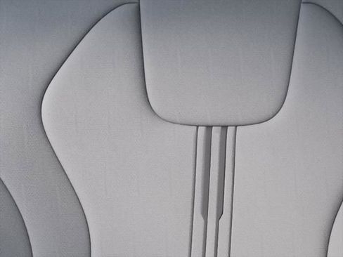 Used 2025 Hyundai Elantra SEL image 19