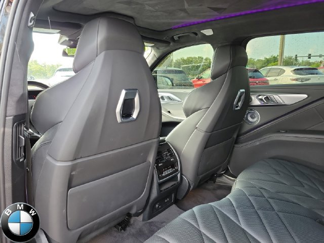 Used 2023 BMW XM AWD/4WD image 11