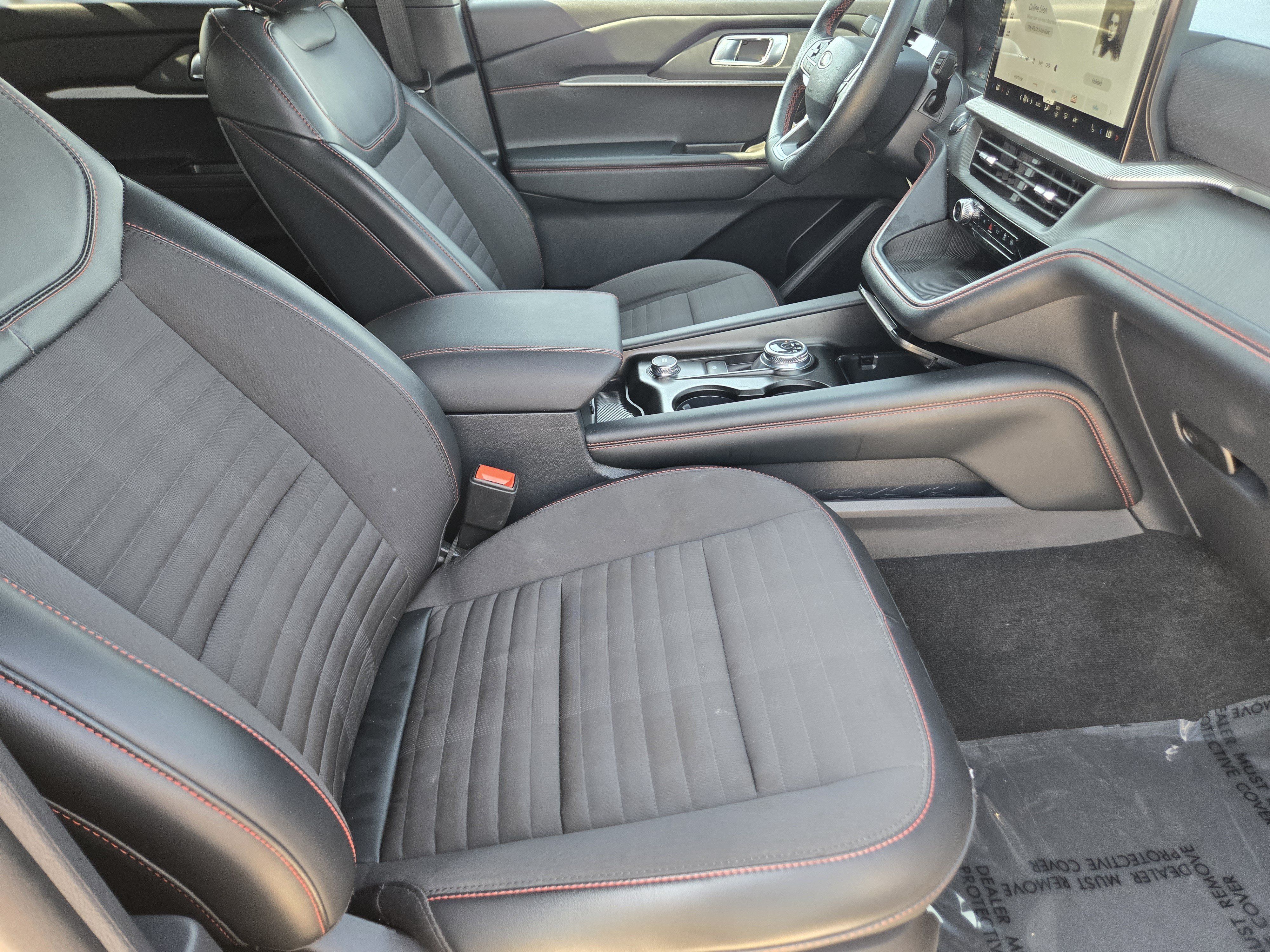 Used 2025 Ford Explorer ST-Line AWD/4WD image 14