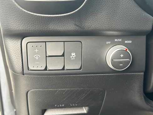 Used 2017 Kia Soul + image 31